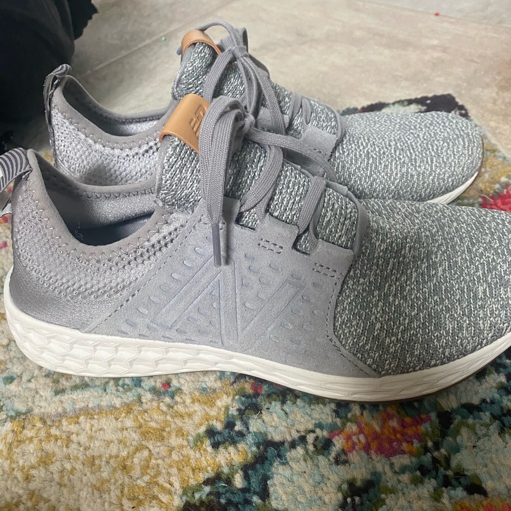 Women’s new balance fresh foam sneakers